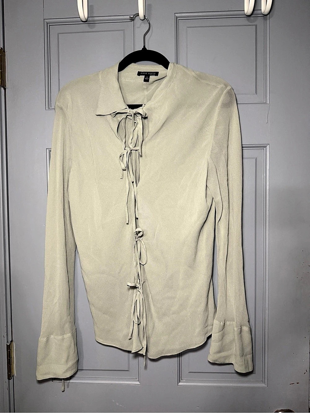 Anne Klein Silk Tie Front Blouse in Green Size 12